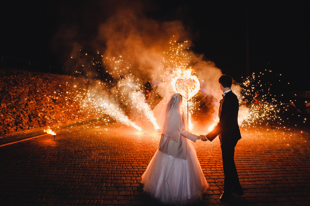 Hochzeitsfotos mit Feuerwerk